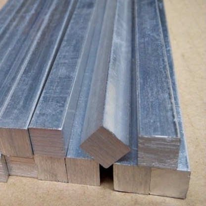 Квадрат алюминиевый прессованный АД0 70х70 мм ГОСТ 21488-97 в&nbsp;Екатеринбурге